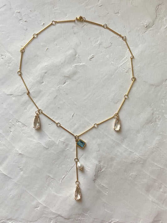 Blue pendant connector necklace